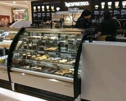 GUÍA PARA COMPRAR UNA VITRINA EXPOSITORA
